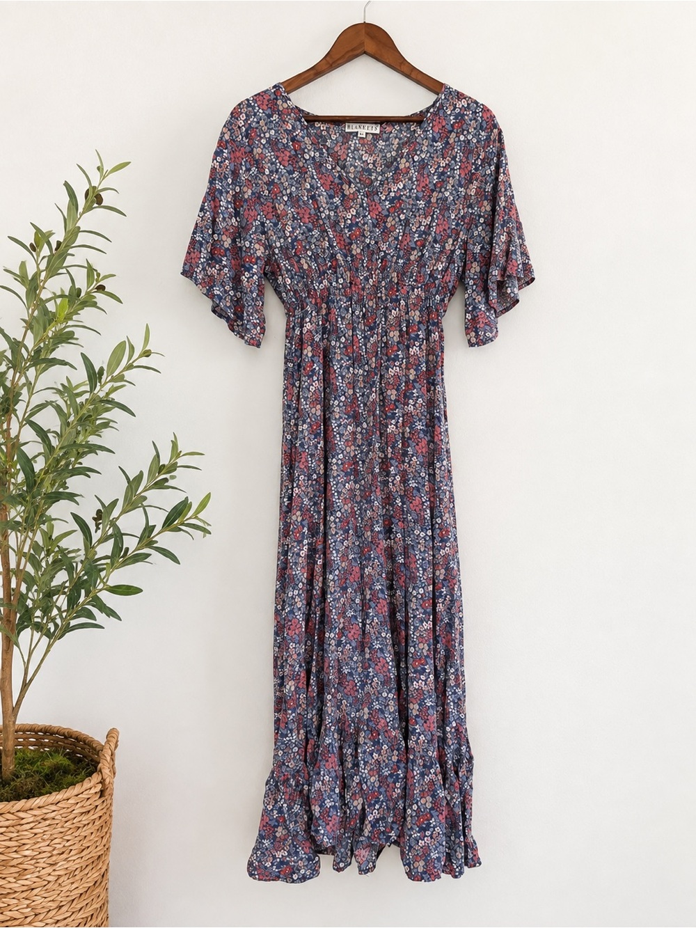 Blakely Blue Floral Boho Maxi Dress Smocked Waist Flutter Sleeve Size S/M
